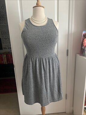Old Navy Heather Gray Sleeveless Knit Mini Dress